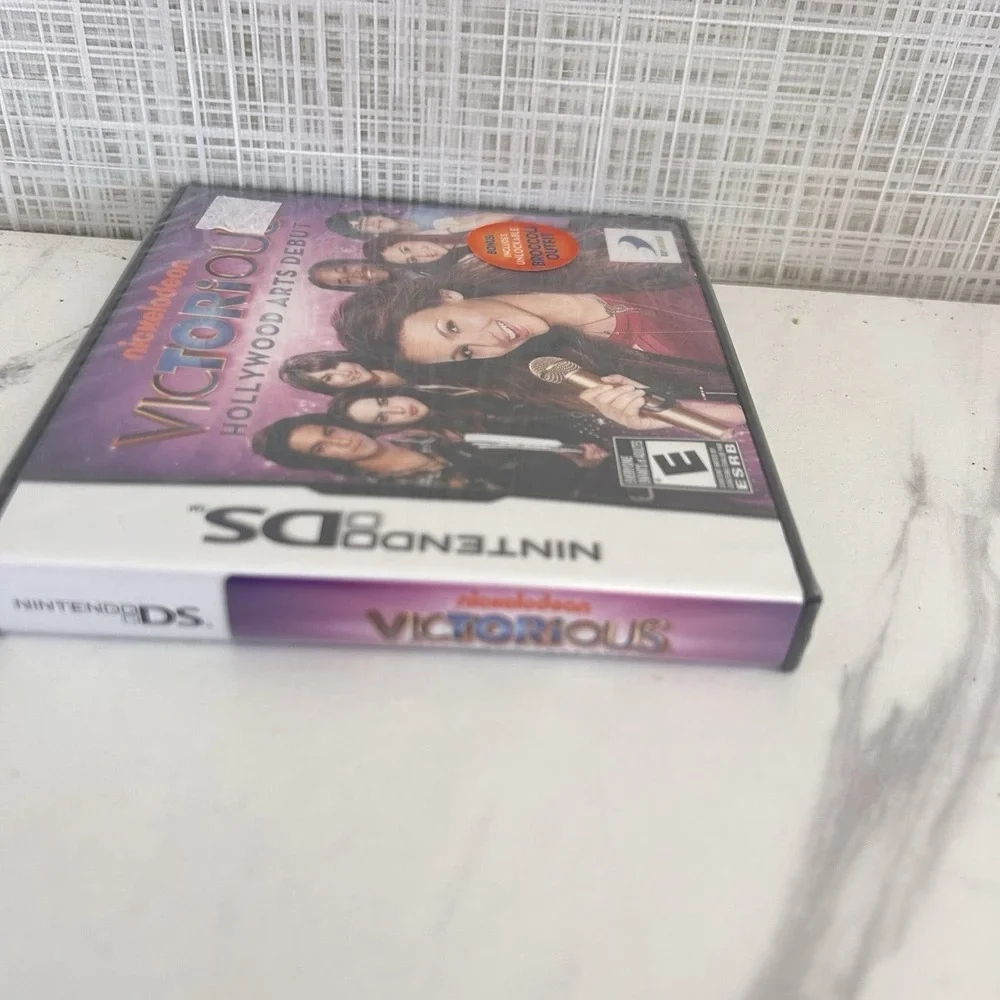 Nintendo DS Nickelodeon Victorious Hollywood Arts Debut Game Factory Sealed UU